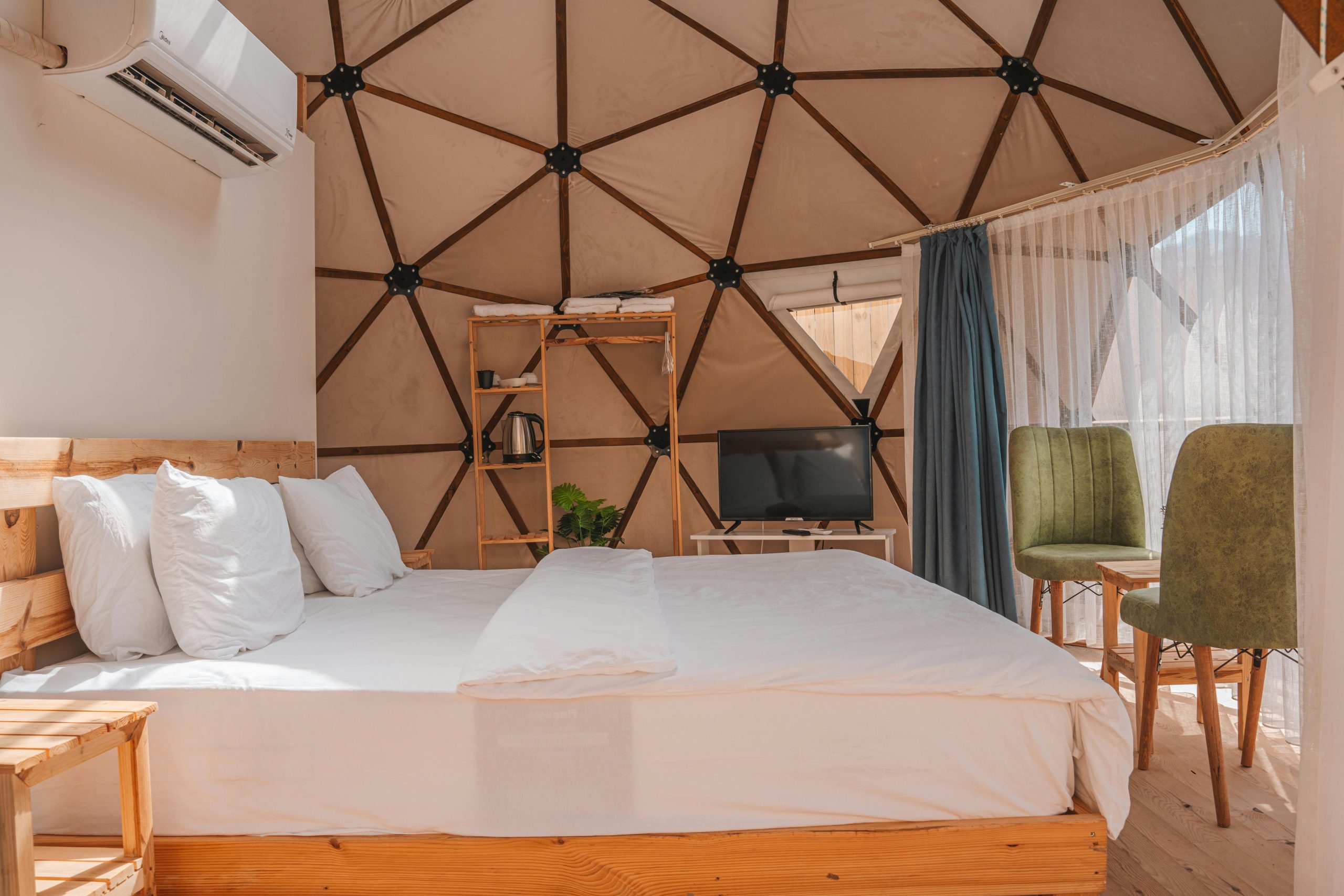 Transform Your Travels with the Best Pillows and Comfort Accessories