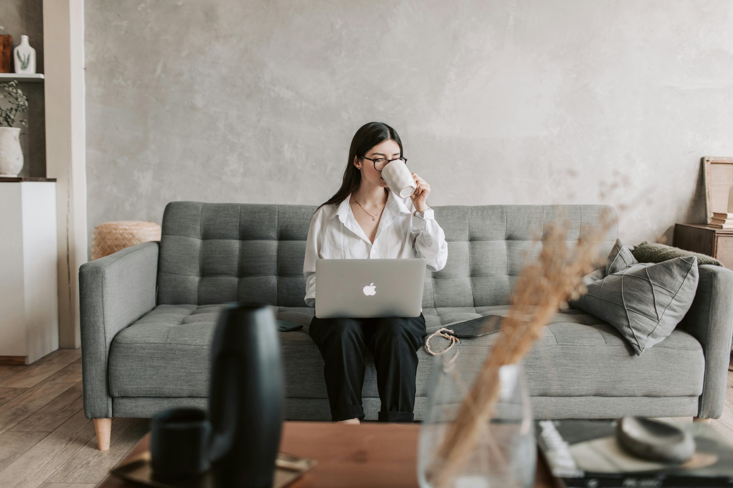 Mastering the Art of Managing Multiple Email Accounts