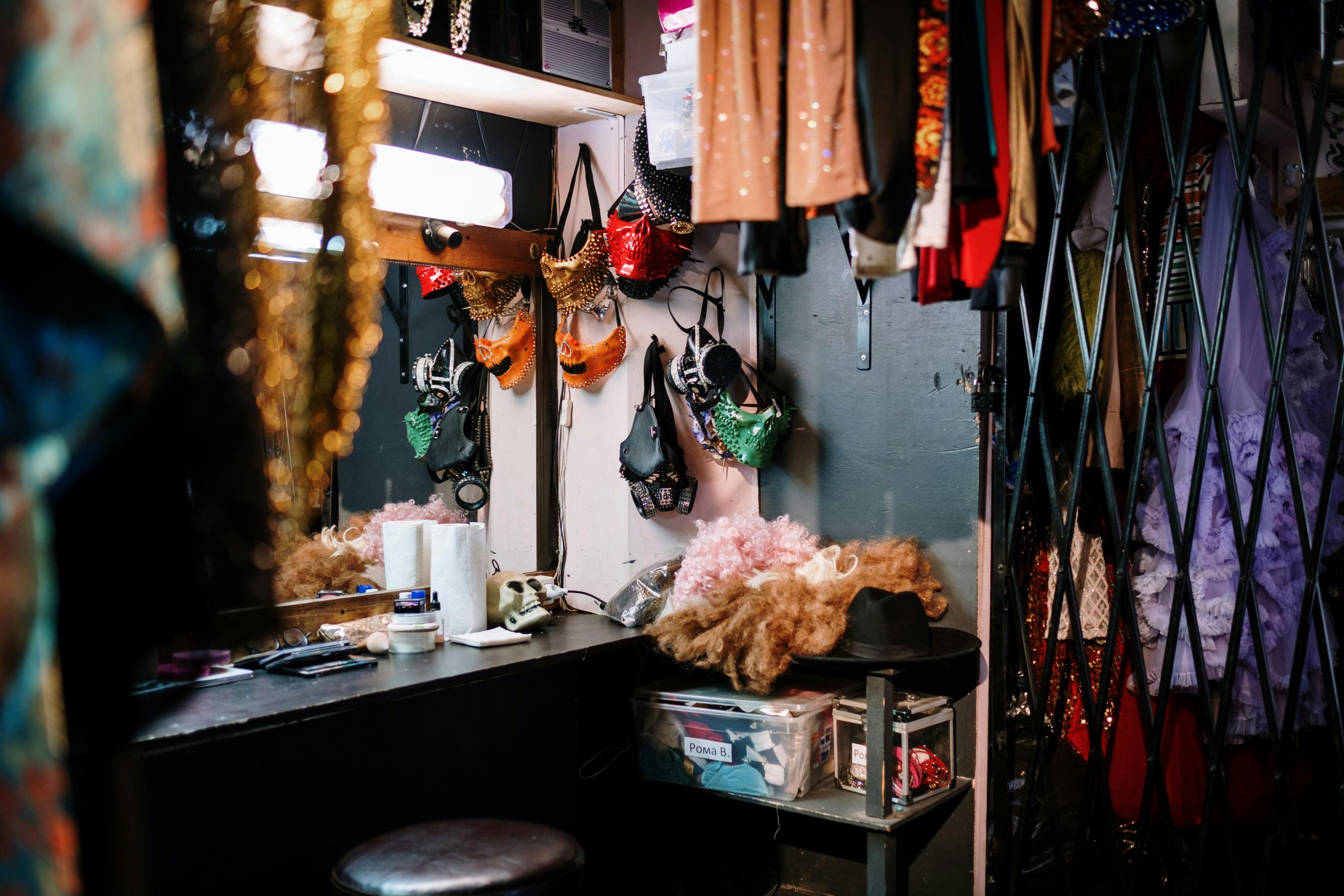 Master the Art of Perfectly Hung Curtains