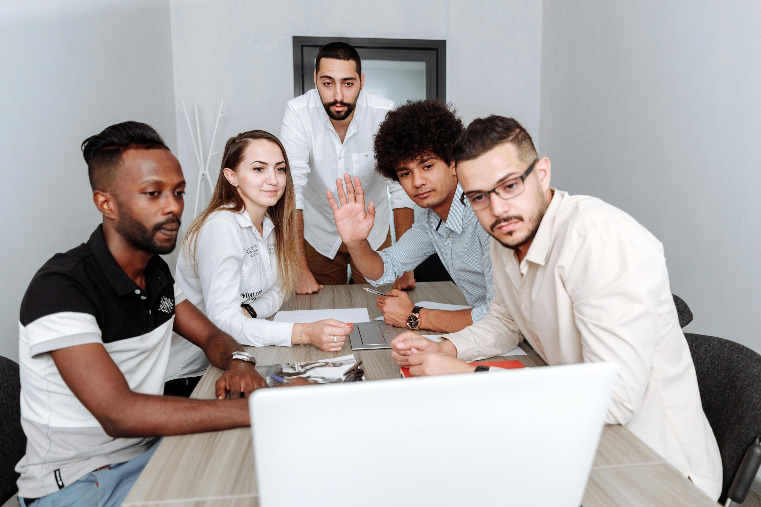 Maximize Your Productivity with Clever SmallSpace Desk Solutions