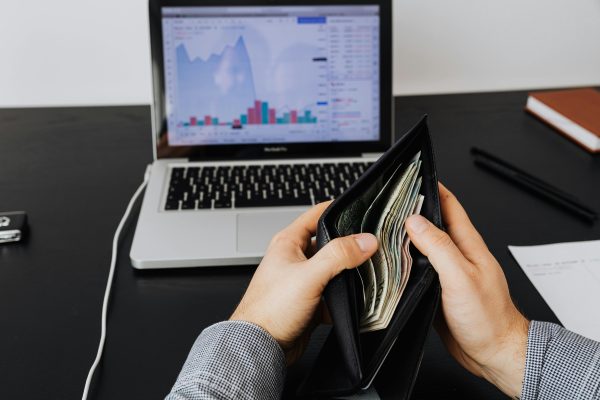 The Art of Crafting a Dividend Income Portfolio for Financial Freedom
