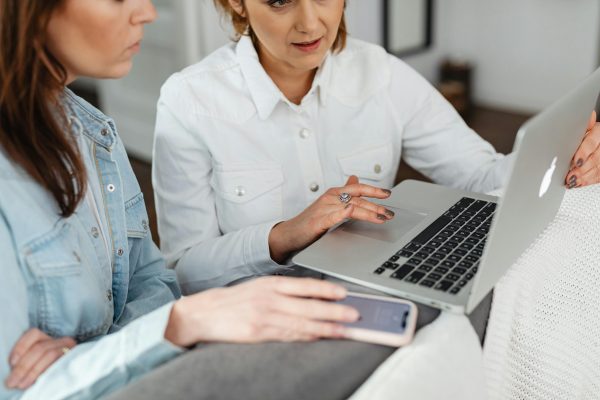 Mastering Team Project Organization in the Digital Era