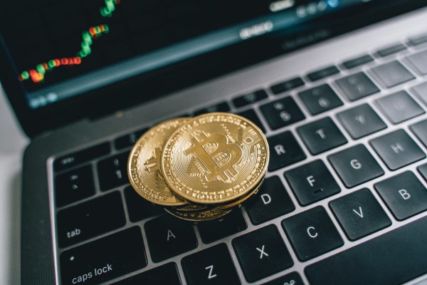 Top Mobile Investment Platforms for Seamless Wealth Building