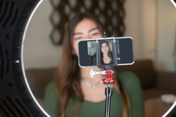 Unlock Your Gaming Potential with YouTube and Twitch Streaming