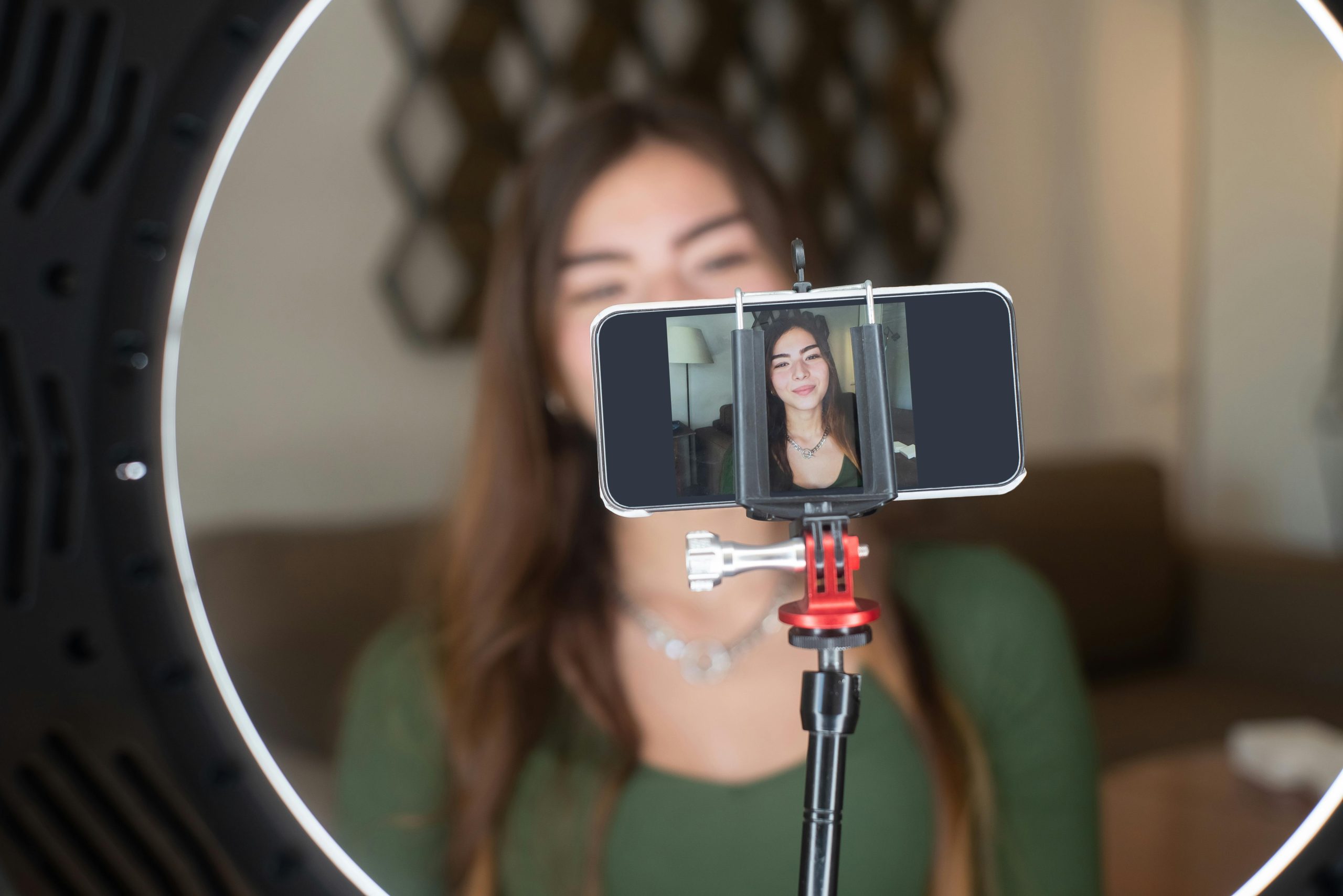 Unlock Your Gaming Potential with YouTube and Twitch Streaming