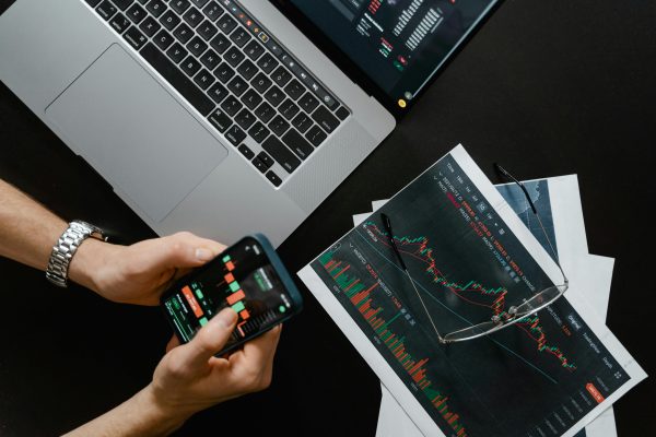 Stay Ahead in Crypto with Top Portfolio Tracking Apps
