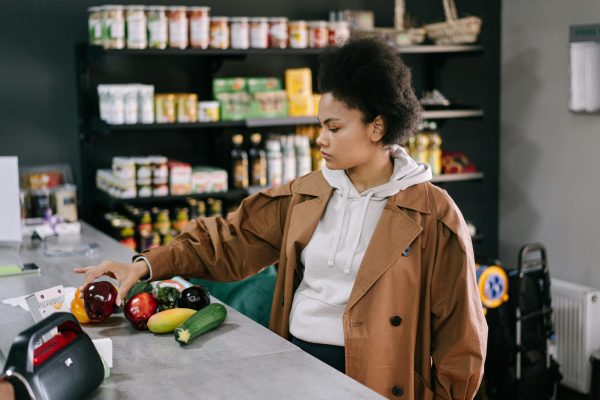 Mastering Healthy Grocery Shopping for a Nourished Lifestyle