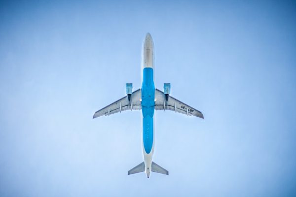 Top Airport Transfer Services Compared for Stress Free Travel