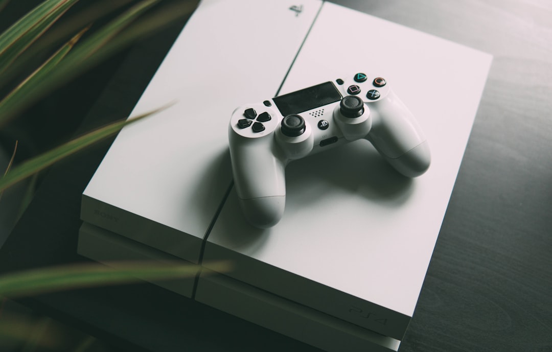 Mastering the Art of Recording Game Commentary