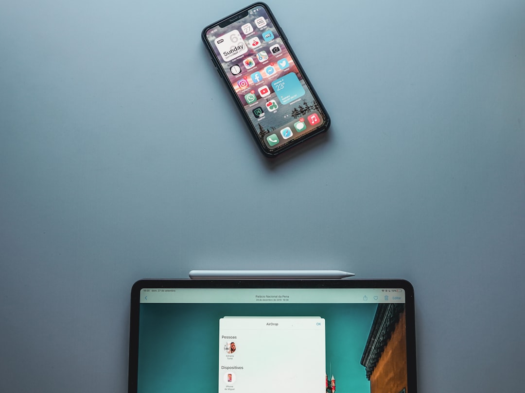 Master Your Finances with These Top Expense Tracking Apps