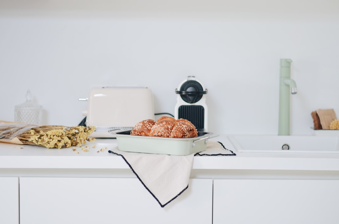 Mastering the Art of a Minimalist Kitchen