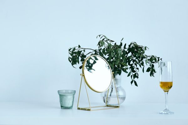 Transform Your Space with Strategic Mirror Decor